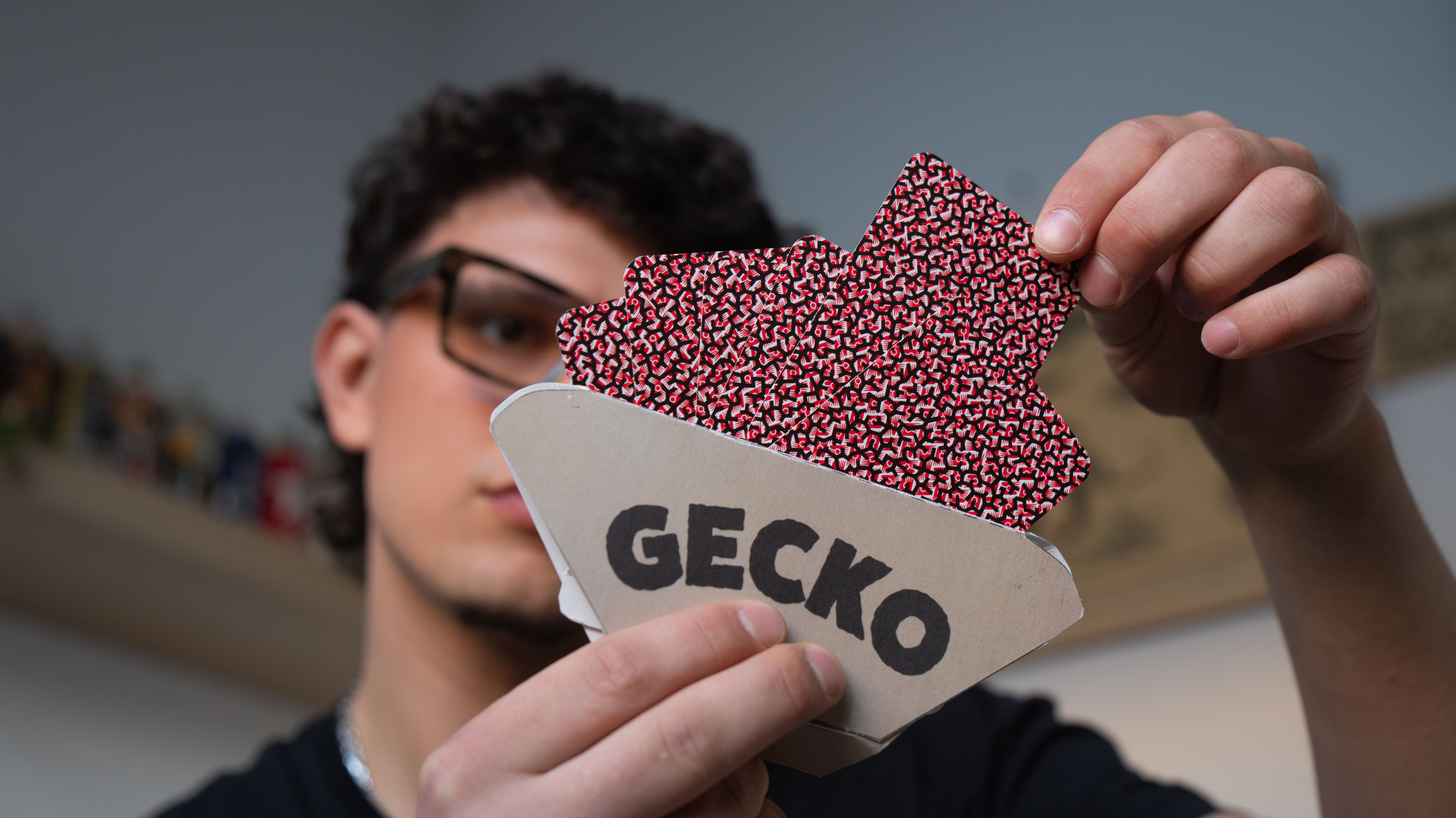 GECKO –  Playing Card Holder